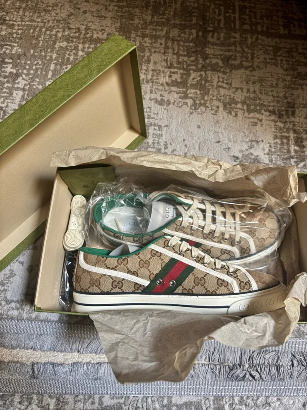 Gucci Tennis 1977 GG Canvas Sneakers Beige/Ebony Men’s 9+ 606111 HVK20 9766